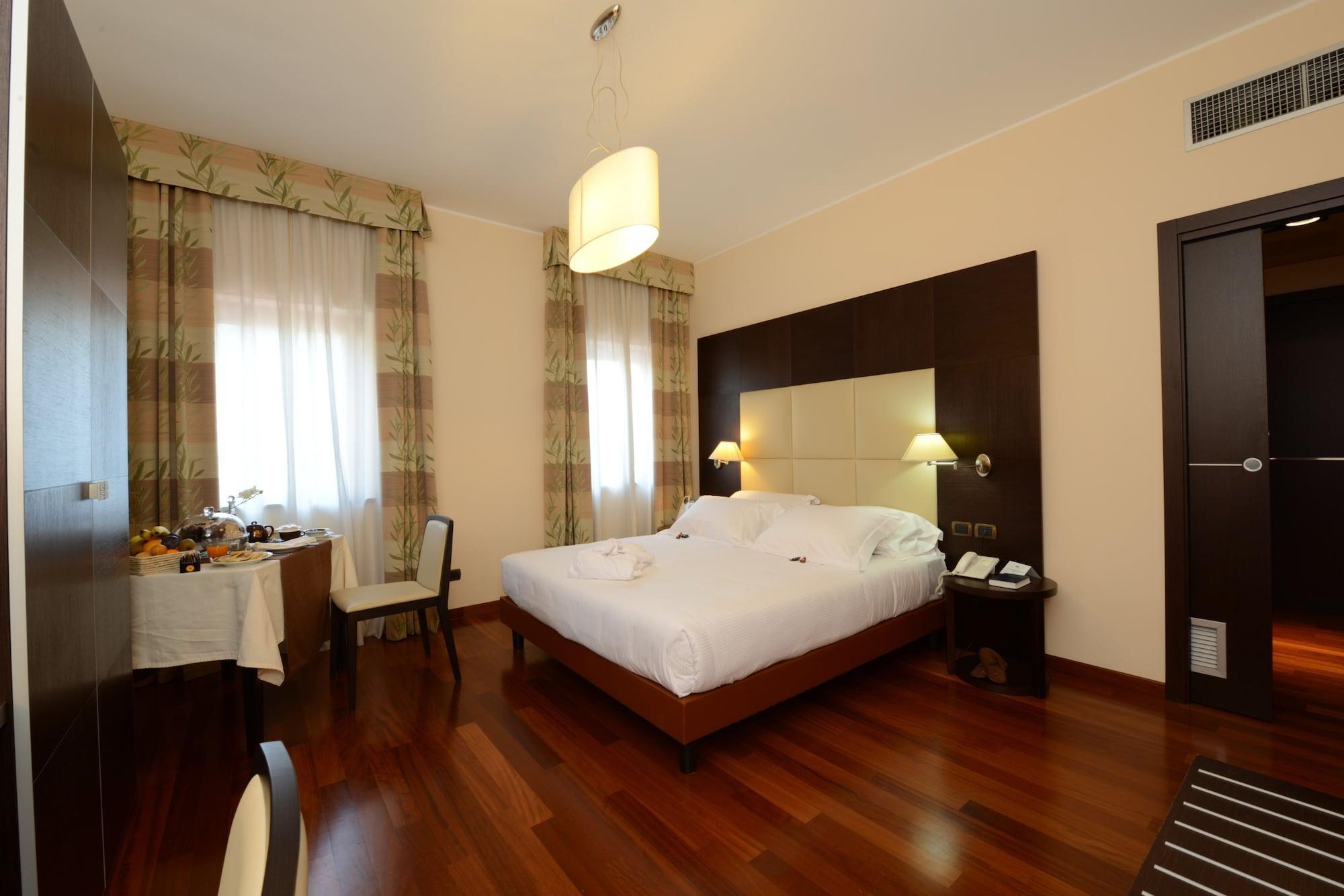 קטנזארו Hotel Guglielmo מראה חיצוני תמונה